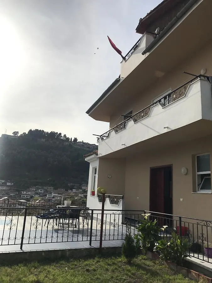 Guesthouse Bellavista Berat 0*,